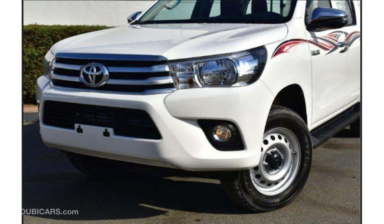 Toyota Hilux DLX 2.4L DSL M/T