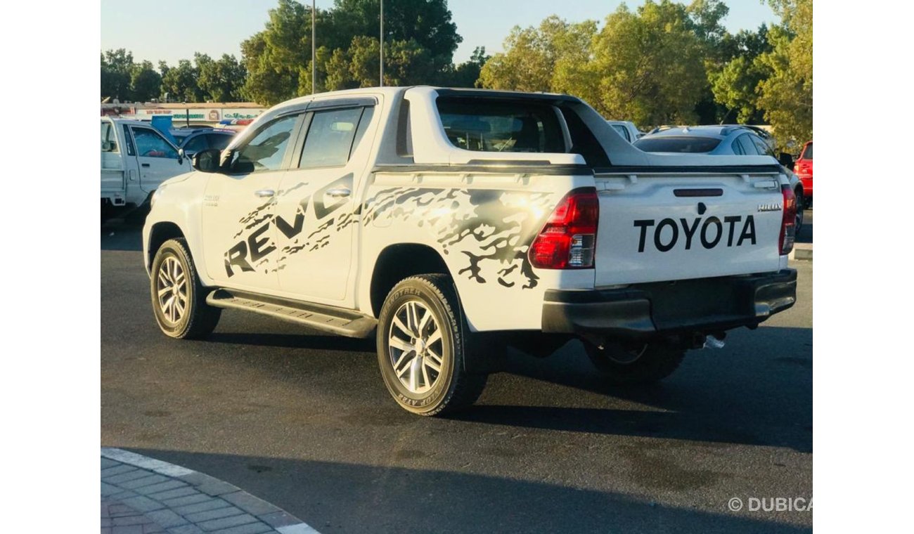 Toyota Hilux toyota hilux diesel engine model 2017 white color very clean and good condition