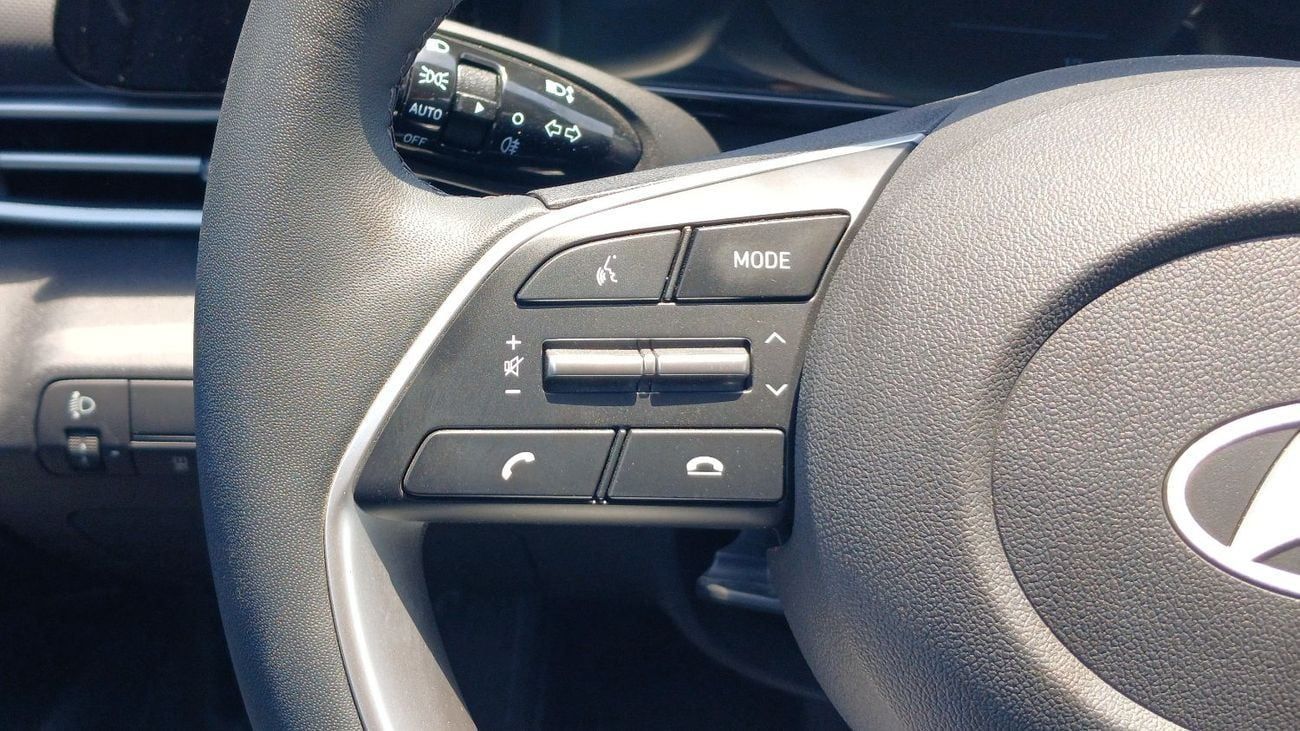 Hyundai Elantra Hyundai Elantra 1.5L Petrol 2025YM