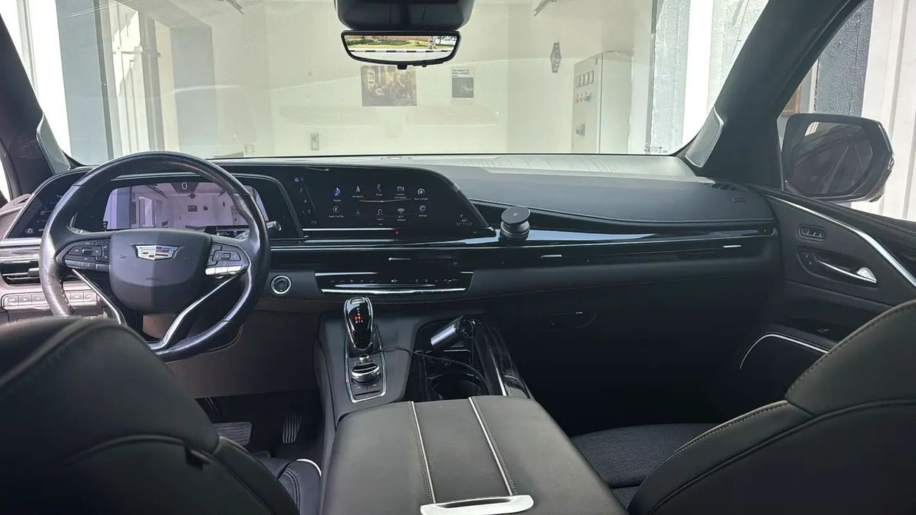 كاديلاك إسكالاد Platinum 600 Black Edition-Top of the Range-Excellent Conddition