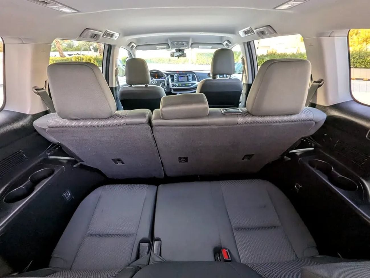 تويوتا هايلاندر Le Plus 3.5L V6- Rear Camera - 7 Seater