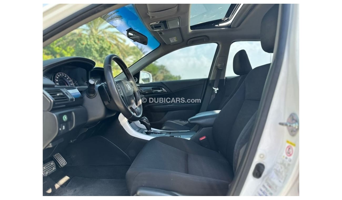 Honda Accord Sport 790 PM || HONDA ACCORD 2.4 || FULL OPTION || ORIGNAL PAINT || 0%DP || GCC || WELL MAINTAINED