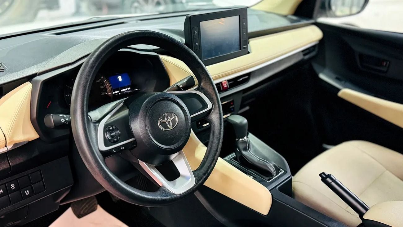 Toyota Yaris Pristine SE | GCC Specs | Low Mileage Full Agency Service