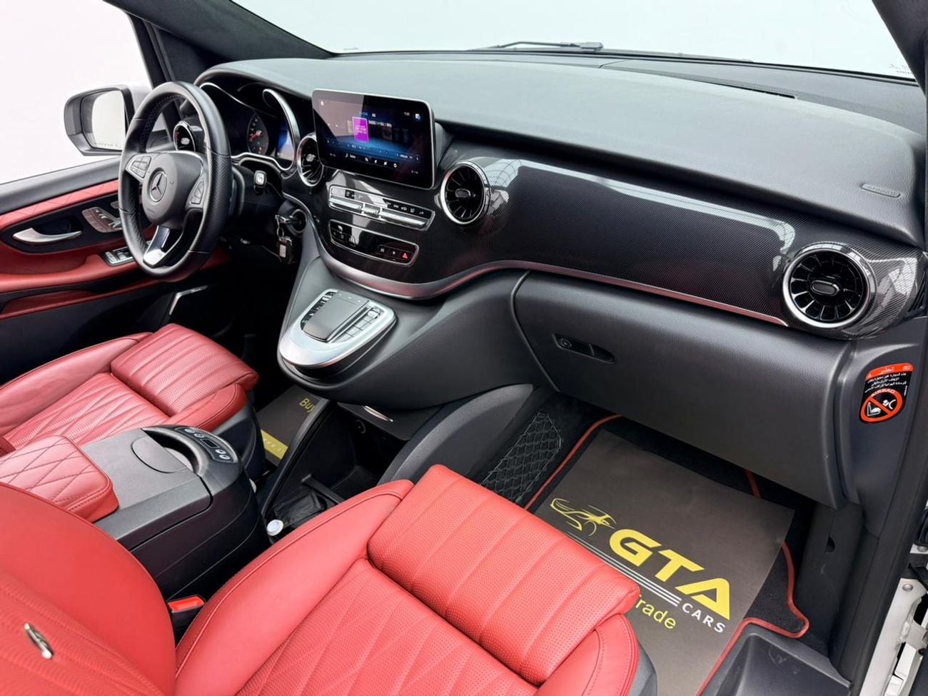 Mercedes-Benz V 250 2023 Mercedes Benz V250 Falcon Edition, 2026 MB Warranty, 2027 MB Service Pack, Low Km, GCC