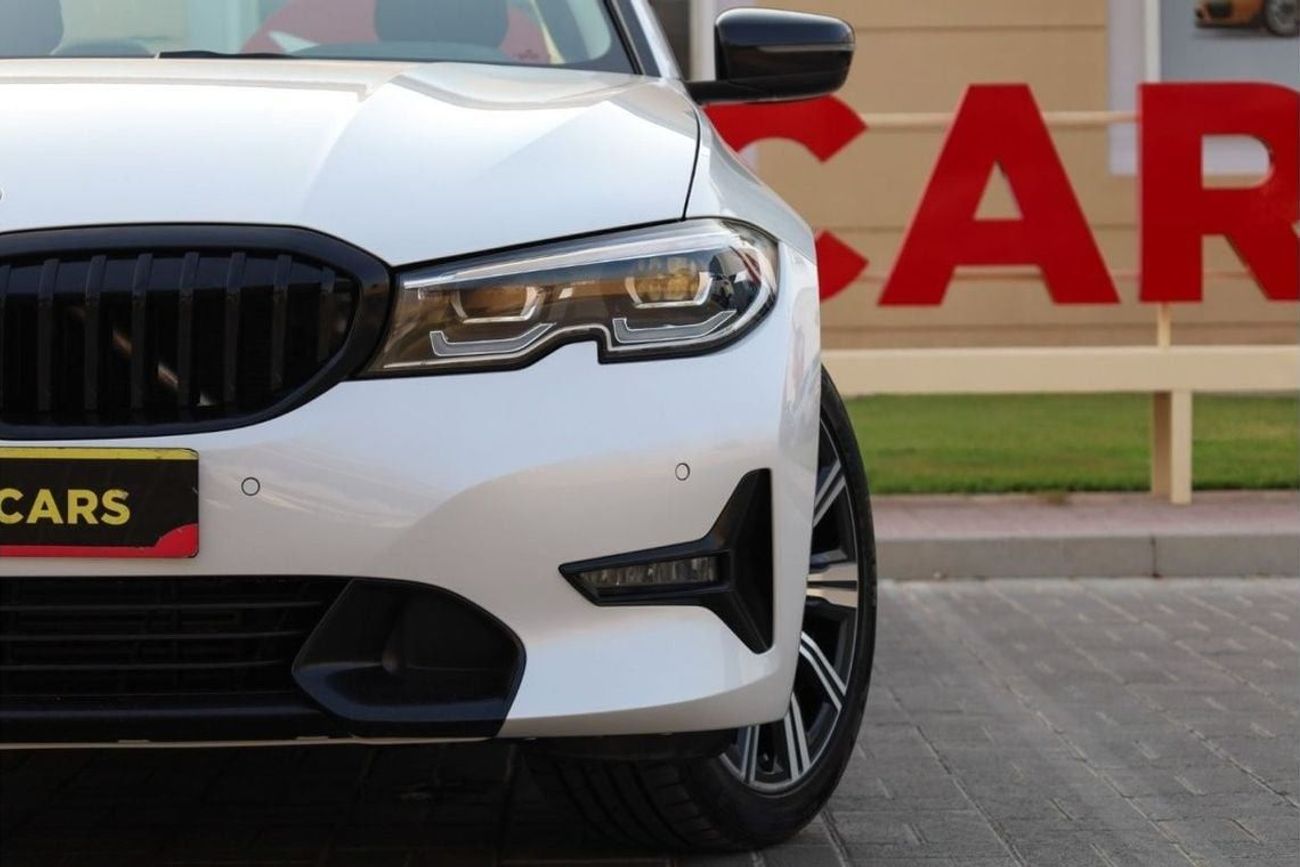 بي أم دبليو 320 اكسكلوسيف