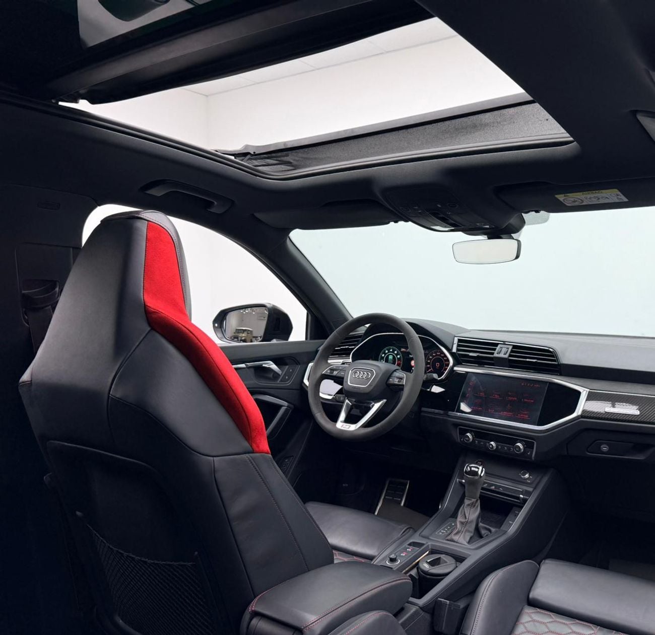 Audi RSQ3 2022 Audi RSQ3, Warranty, Full Service History, Fully Loaded, Excellent Condition, European
