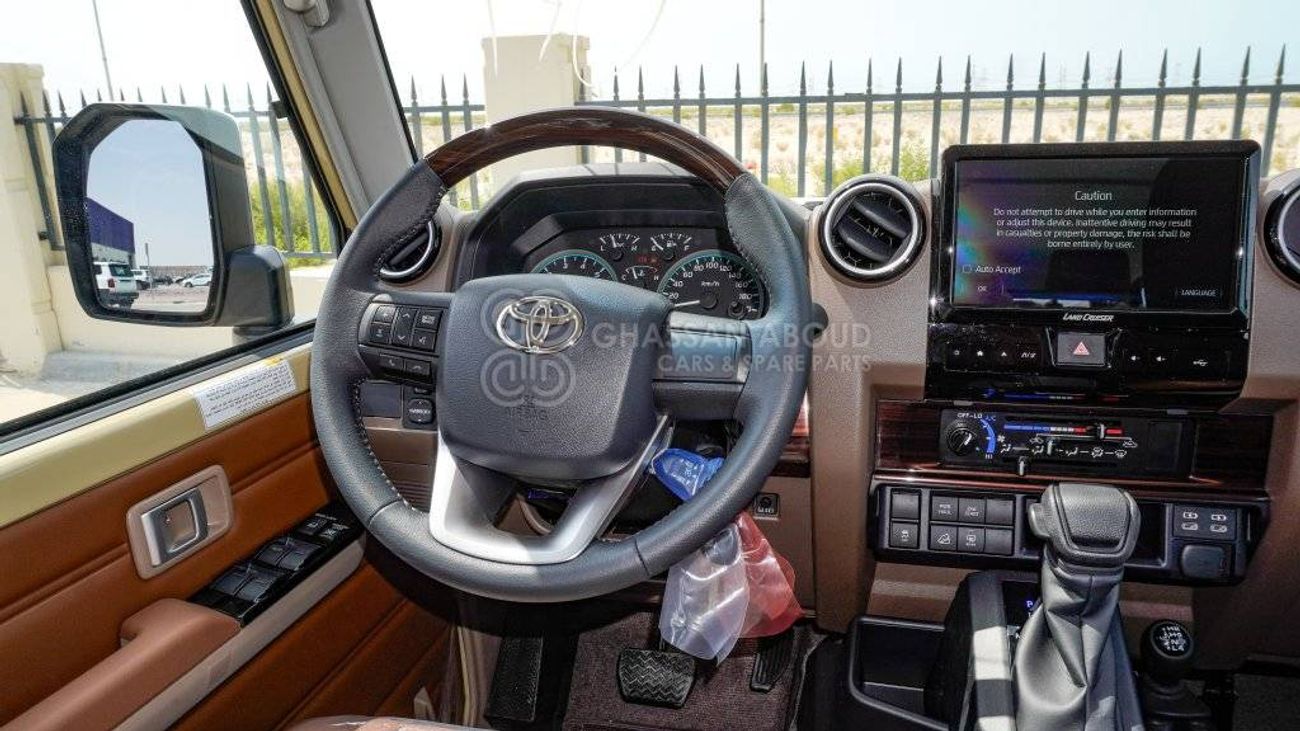 Toyota Land Cruiser 70 LC 76 Hard Top LX