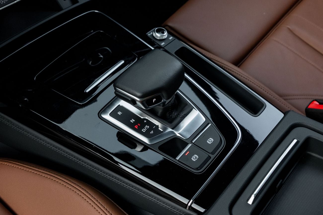 Audi Q5 Q5 45 TFSI Quattro S-Line | 3,721 P.M | 0% Downpayment | Q5 S-LINE SPORTBACK | UNDER WARRANTY!
