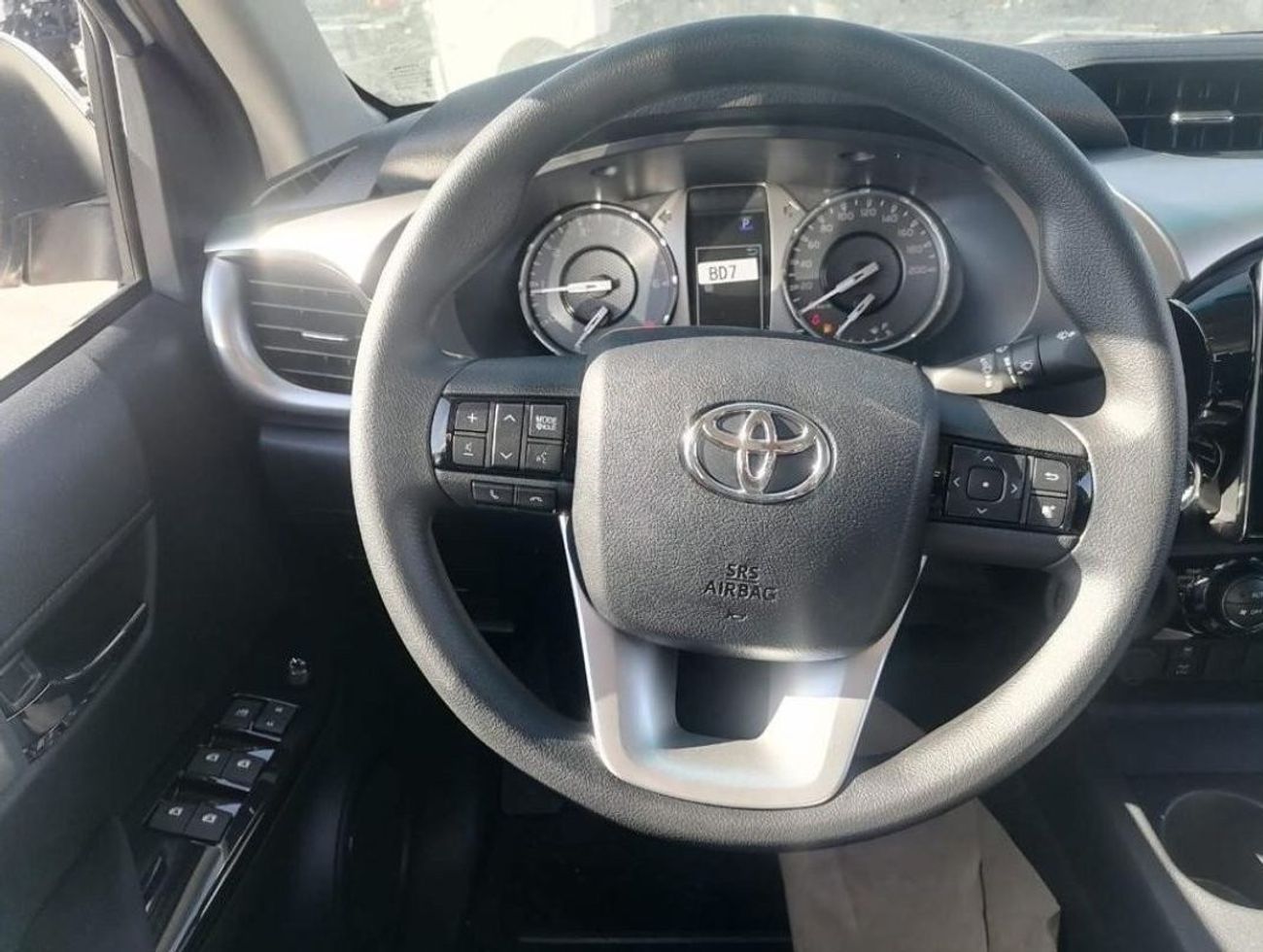 تويوتا هيلوكس Toyota Hilux 2.4L AT Full Option Diesel MY 2023