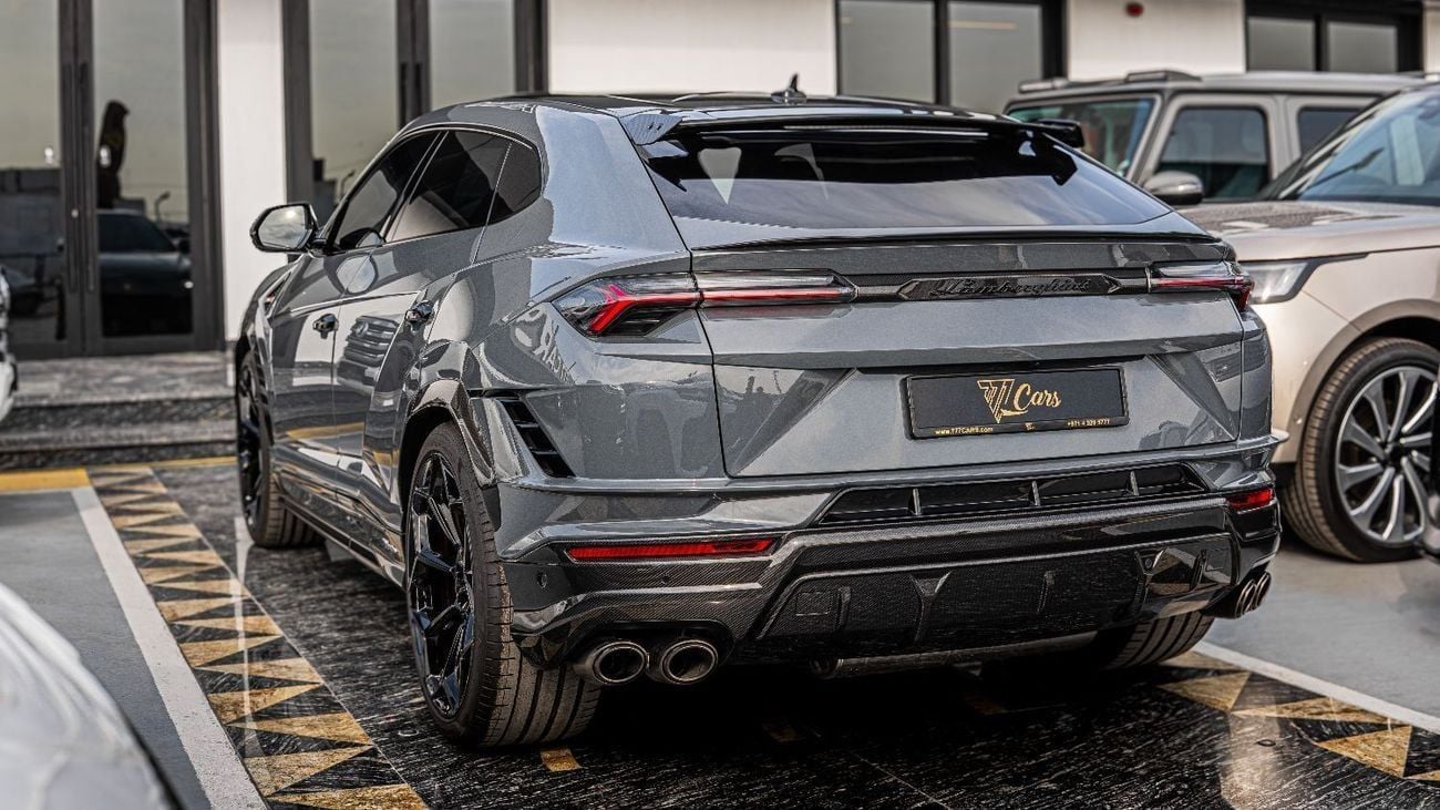 لامبورغيني اوروس 2024 Lamborghini Urus Performante | 4.0L Twin-Turbo V8 | 666 CV | 4,000 KM | Dealer Warranty