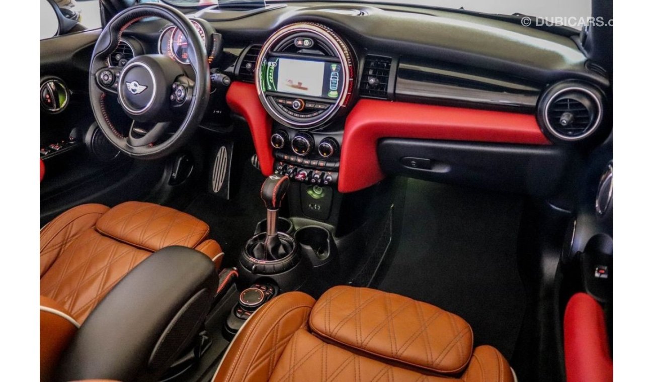 Mini Cooper RESERVED ||| Mini Cooper JCW Kit 2018 GCC under Agency Warranty with Zero Down-Payment.