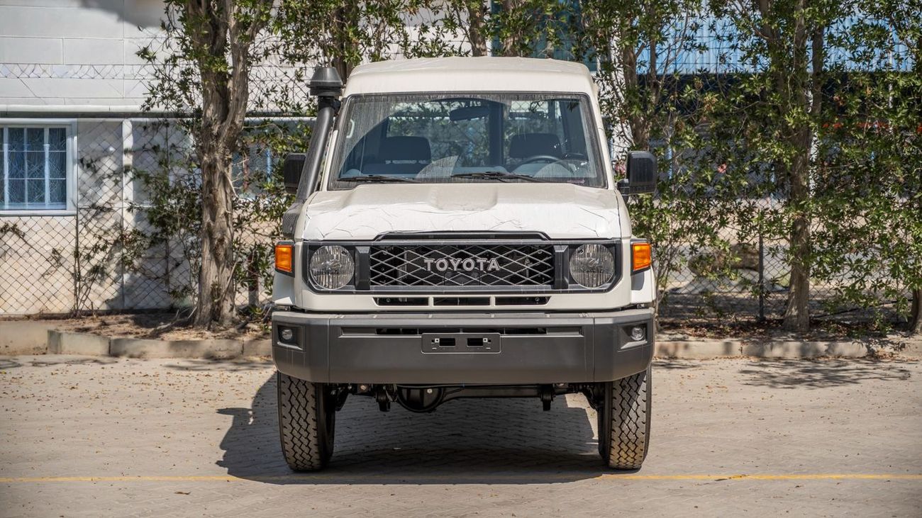 Toyota Land Cruiser 70 LC 78 HARDTOP 4.0L MT TOYOTA LANDCRUISER78 HARDTOP 4.0 AT -2026YM