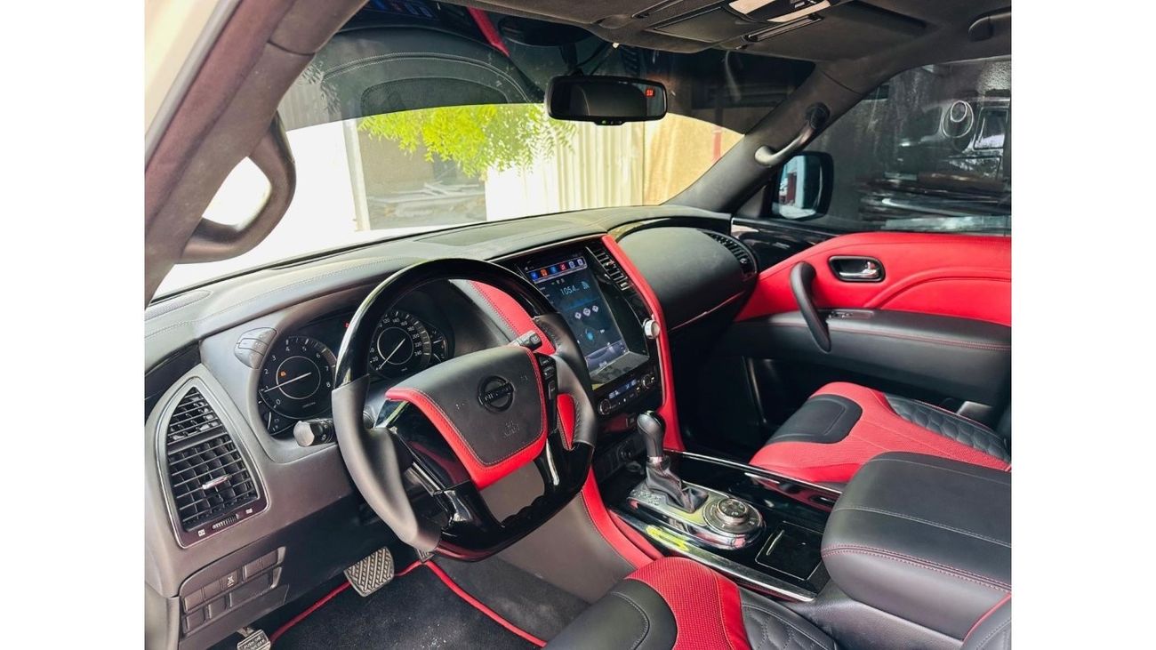 Nissan Patrol NISSAN PATROL LE PLATINUM CITY 5.6 V8 | SPACIOUS LUXURY CABIN | RED BLACK INTERIOR | GCC