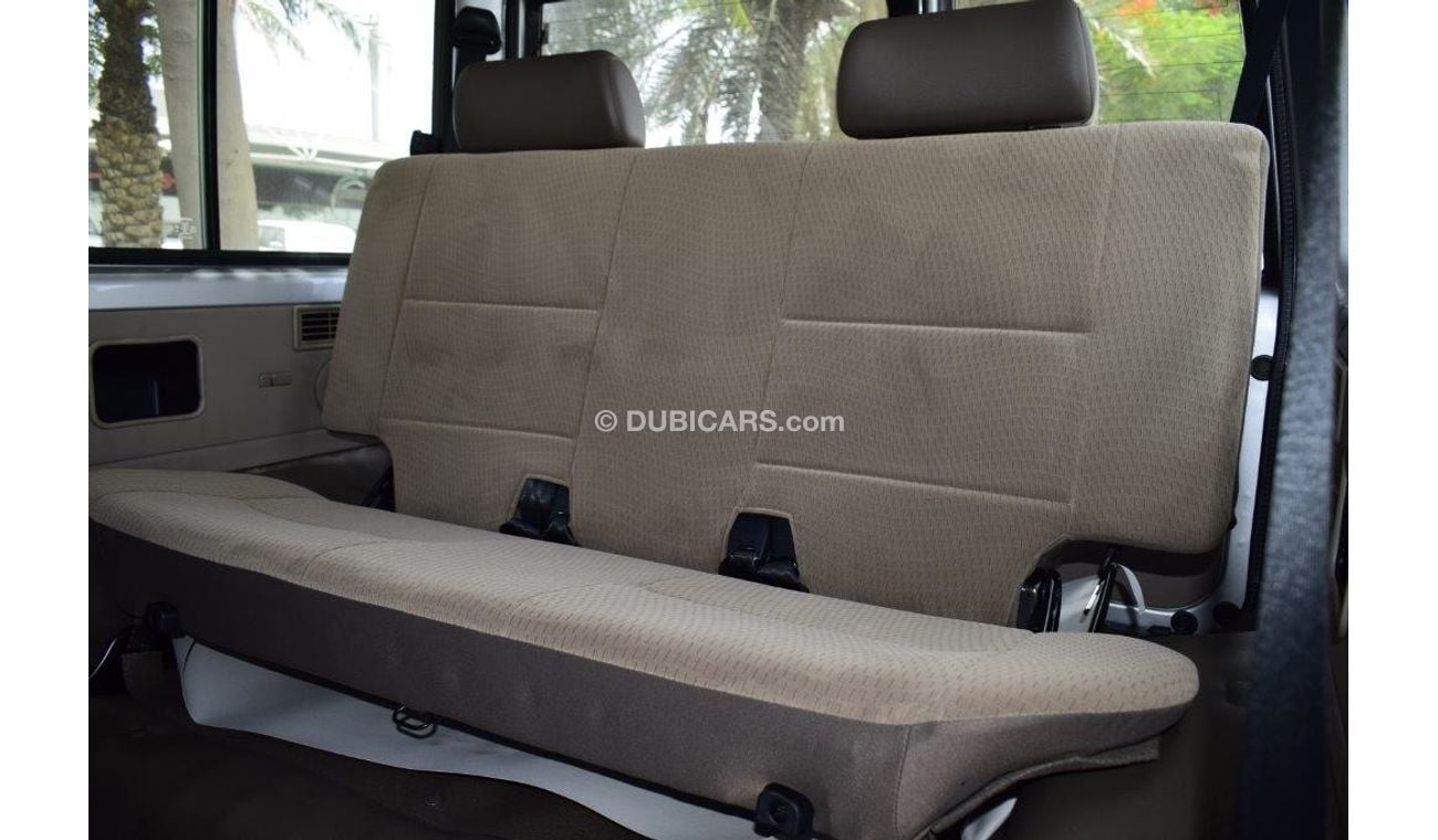 Toyota Land Cruiser Hardtop Station Wagon 3 door