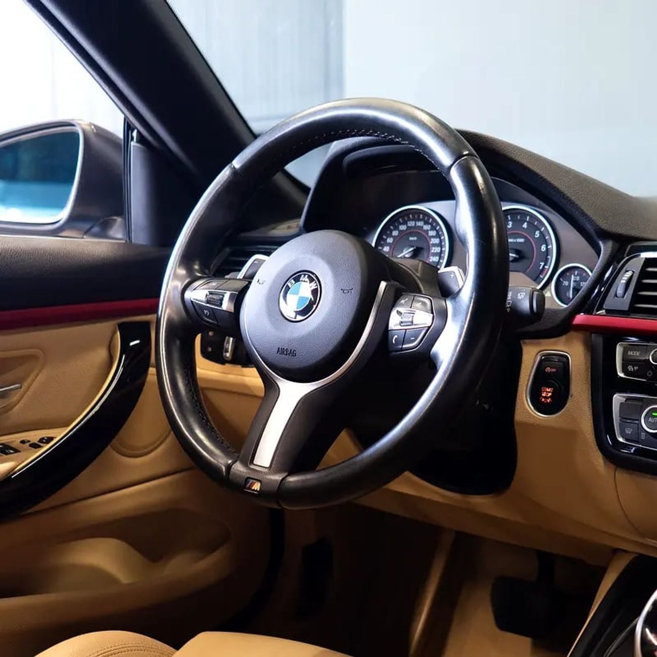 بي أم دبليو 420i AED 2,117 0% Downpayment • 420i M-Sport Convertible • 1 Year Warranty