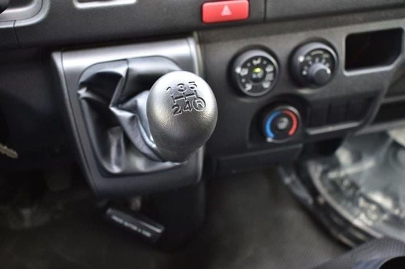 تويوتا هاياس GL toyota hiace cargo MT petrol brand new 2025