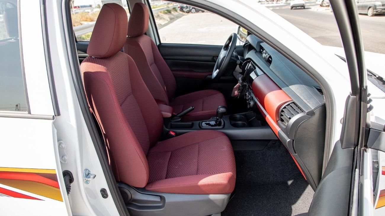 تويوتا هيلوكس GLX 2.7L Double Cab Utility RWD A/T