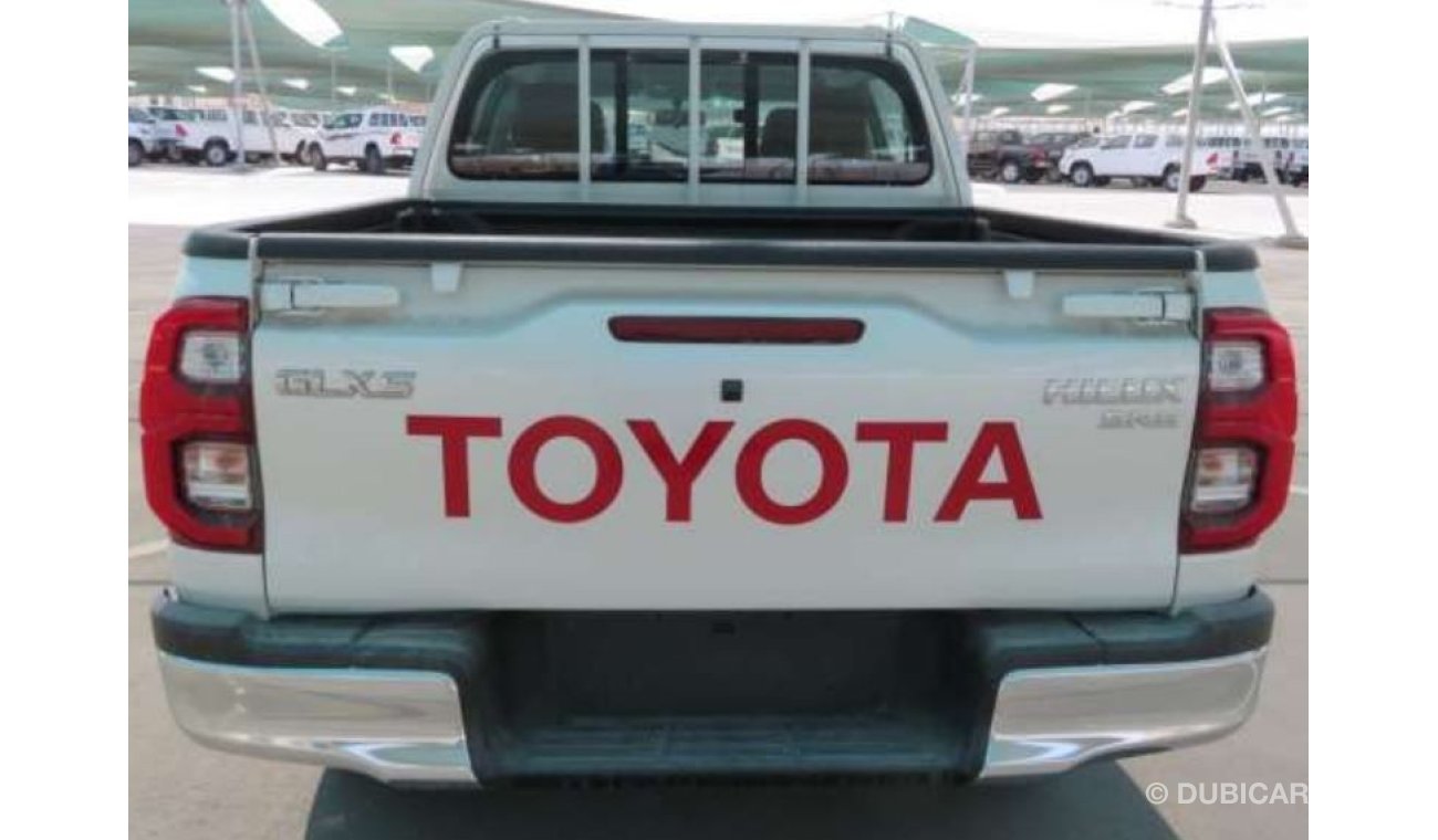 تويوتا هيلوكس TOYOTA HILUX 4WD 2.7L AT FULL OPTION - 2021 MODEL YEAR