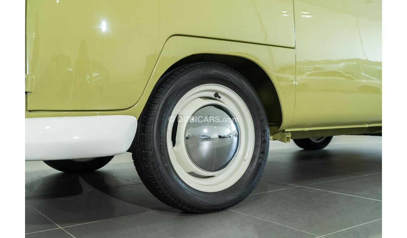 فولكس واجن T1 1960 Volkswagen T1 221 Split-Window Microbus / Full restoration rebuild / VW Heritage Certificate