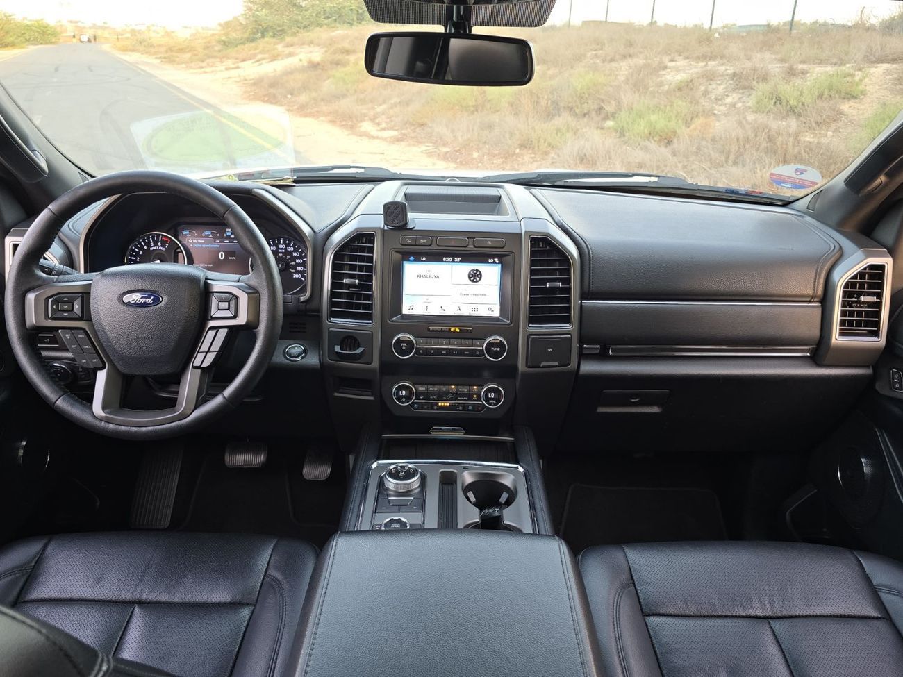 Ford Expedition XLT 3.5L (380 HP) 4WD FORD EXPEDITION XLT 2019 GCC FULL OPITION // PERFECT CONDITION