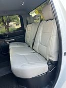 تويوتا تاندرا SR5 2023  34000Km  American