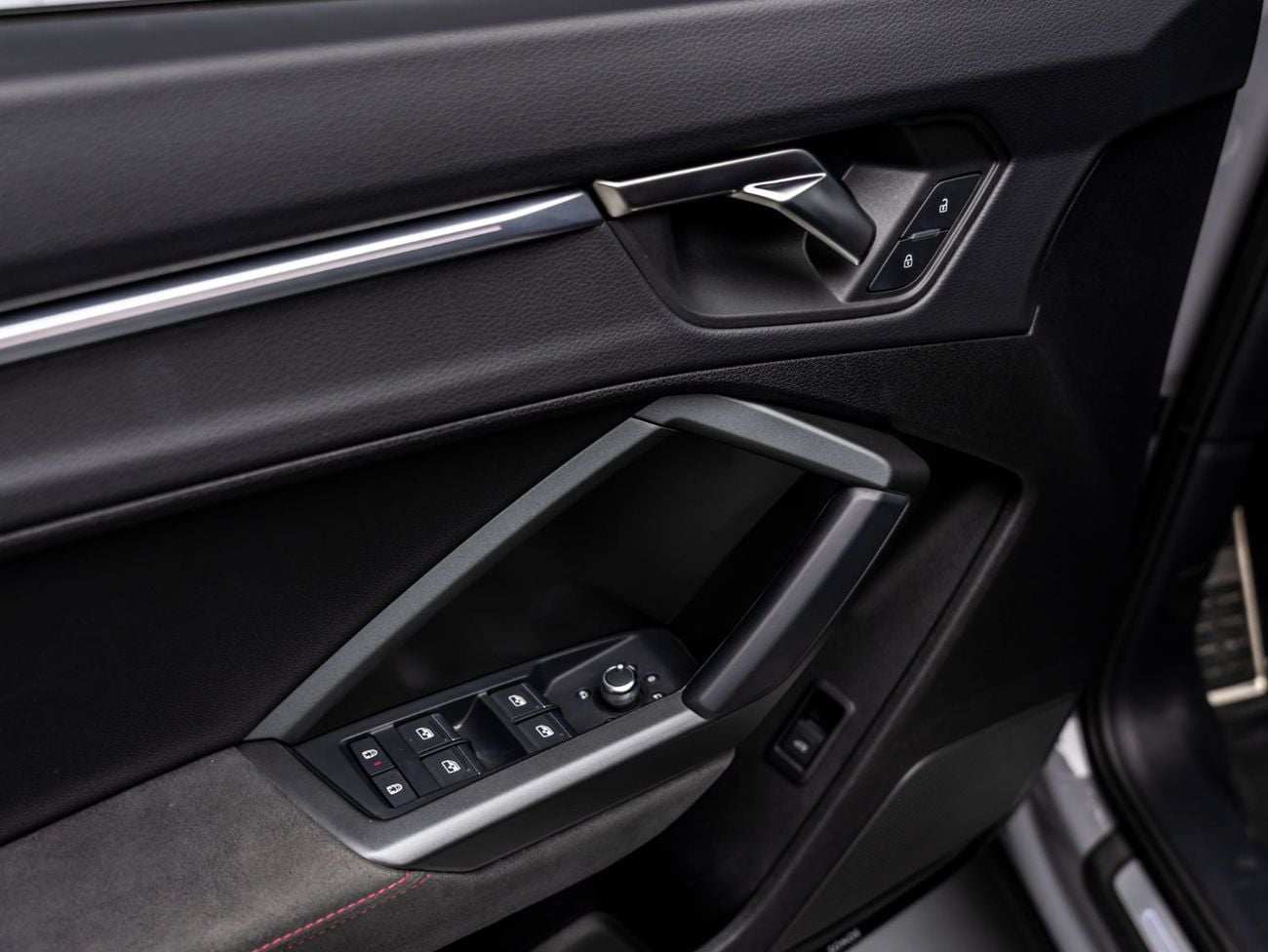 أودي RSQ3 2024 Audi RSQ3| WARRANTY 2028 | THE BLACKLINE STANDARD