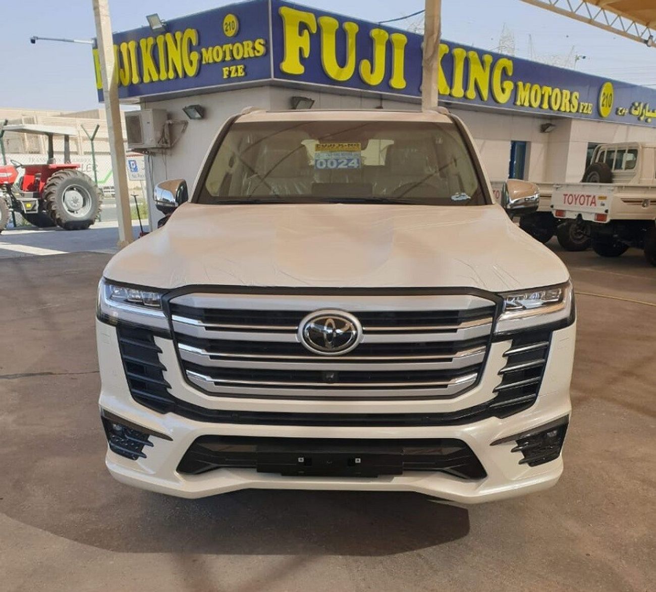 Toyota Land Cruiser LC300 3.5L TT VXR (PETROL)