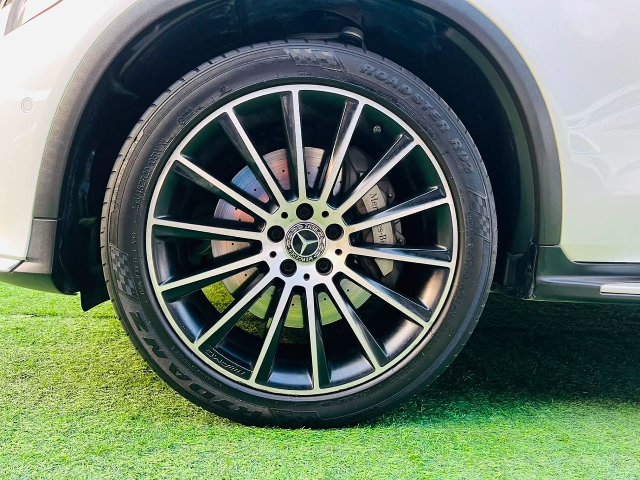 مرسيدس بنز GLC 250 AMG