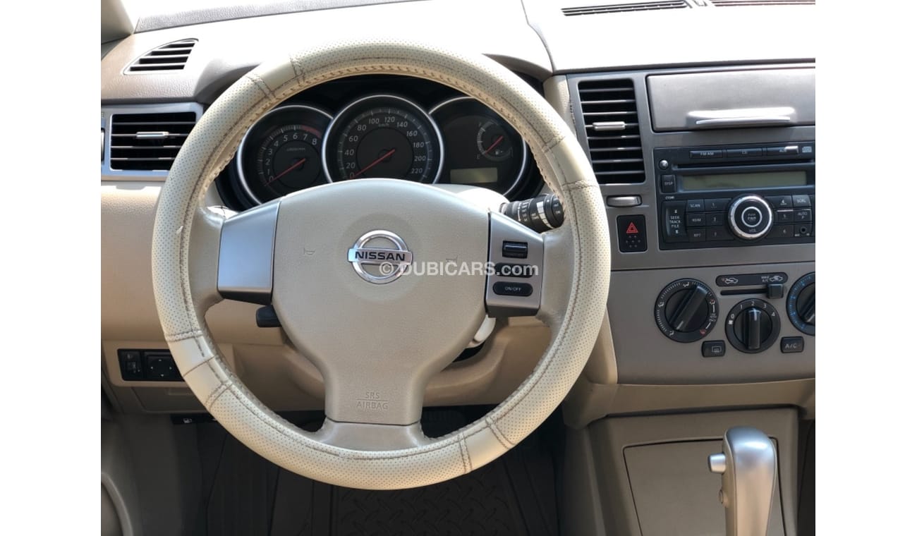 نيسان تيدا موديل 2012 خليجي فل مواصفات فتحه سقف مالك واحد من الوكاله مفتاحين فل مواصفات فتحه سقف