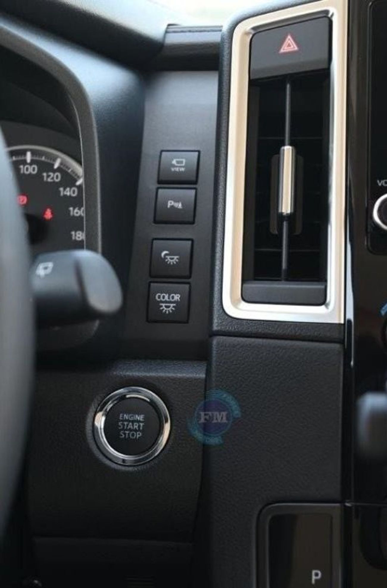 Toyota Granvia V PREMIUM 3.5L Petrol 6-Seater Automatic