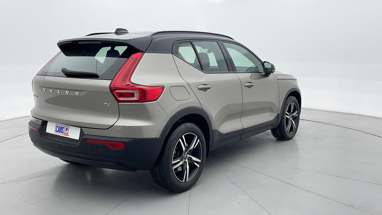 فولفو XC 40 T4 R DESIGN 2 | بدون دفعة مقدمة | اختبار قيادة مجاني للمنزل