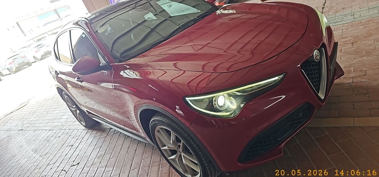 Alfa Romeo Stelvio SUPER 2.0