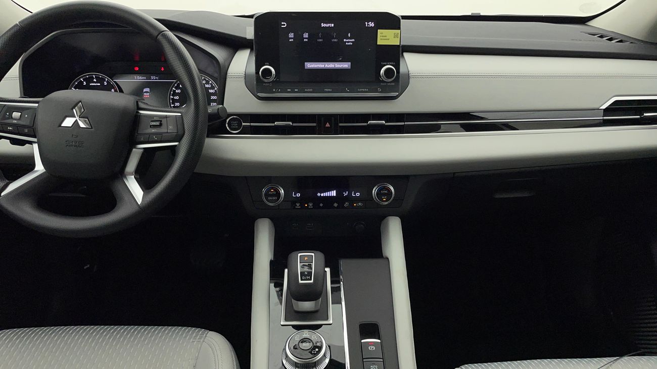 Mitsubishi Outlander MIDLINE 2.5 | Zero Down Payment | Home Test Drive