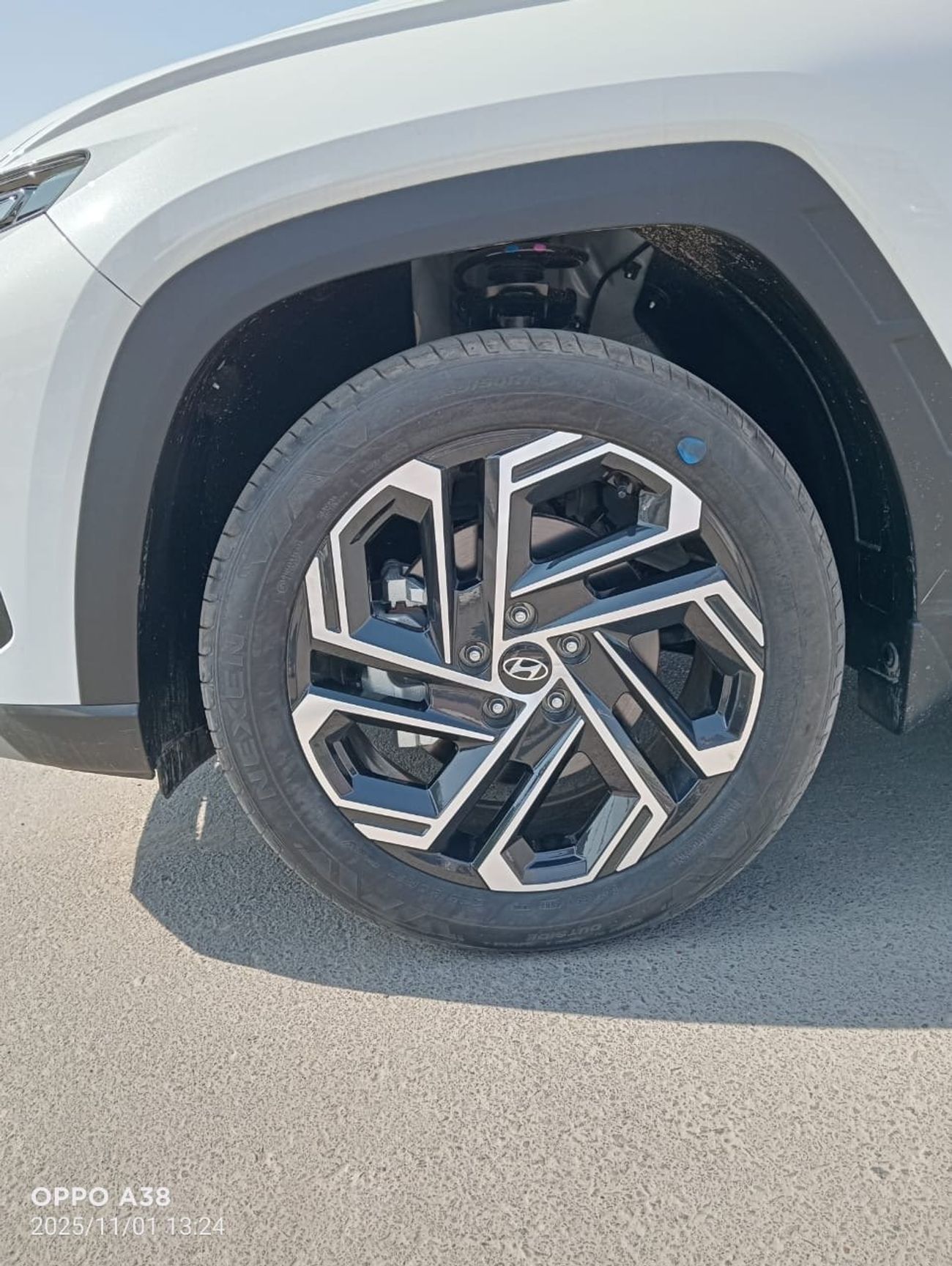 هيونداي توسون Hyundai  Tucson  2.0 L 2025 MY  Full without sunroof