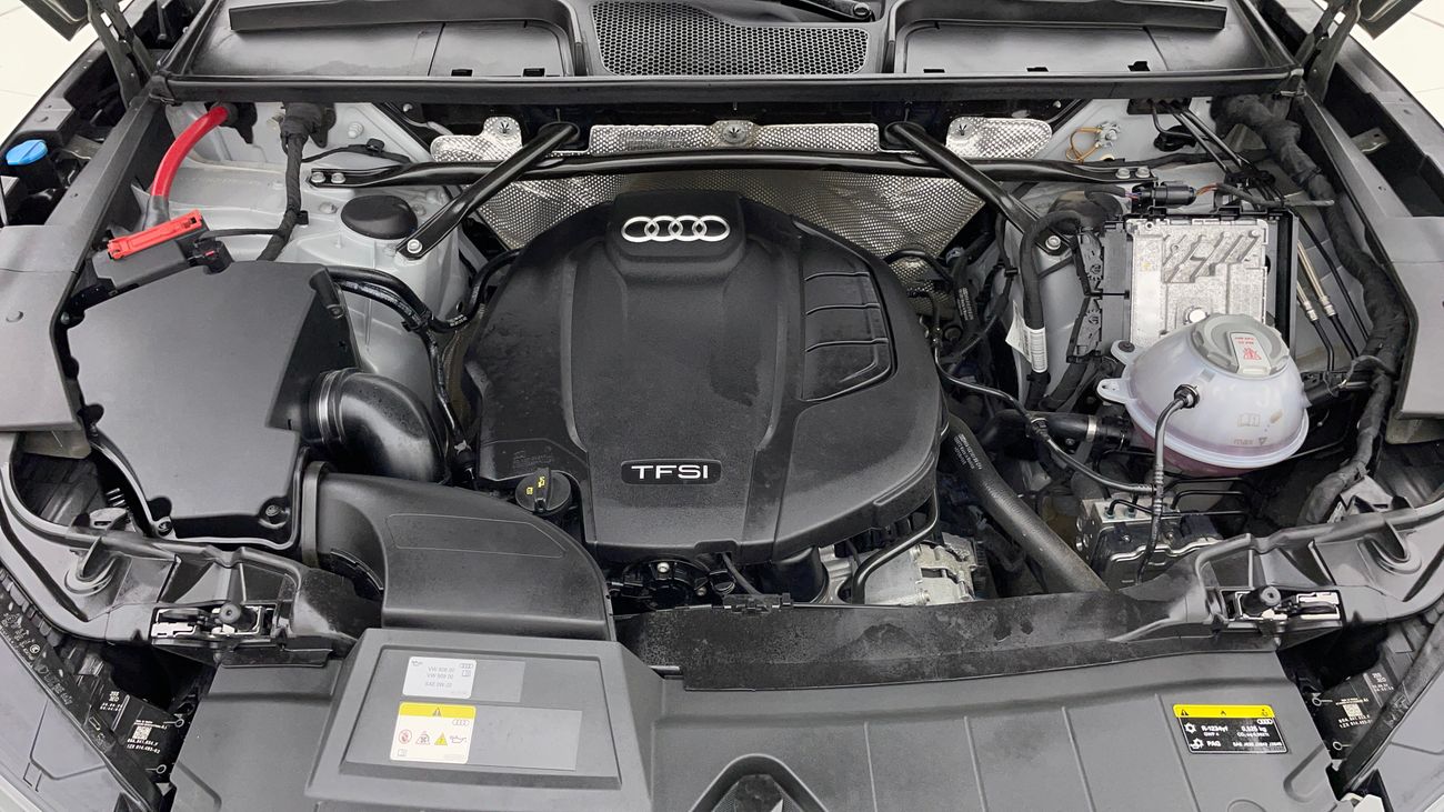 Audi Q5 45 TFSI Quattro S Line 2.0L (252 HP) 2025 S LINE | AED 2927/Month | 0 DP | 30 Day Return | Warranty