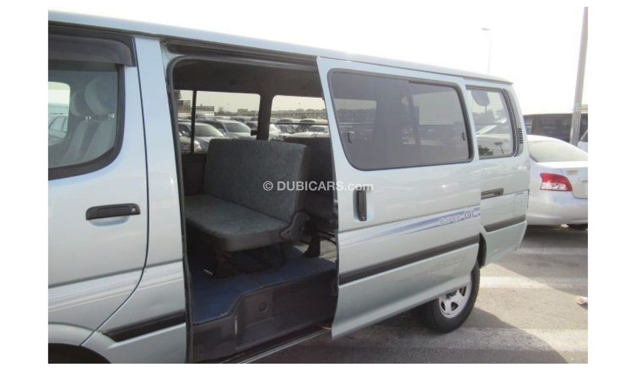 Toyota Hiace Toyota Hiace Van Right Hand Drive (PM826)