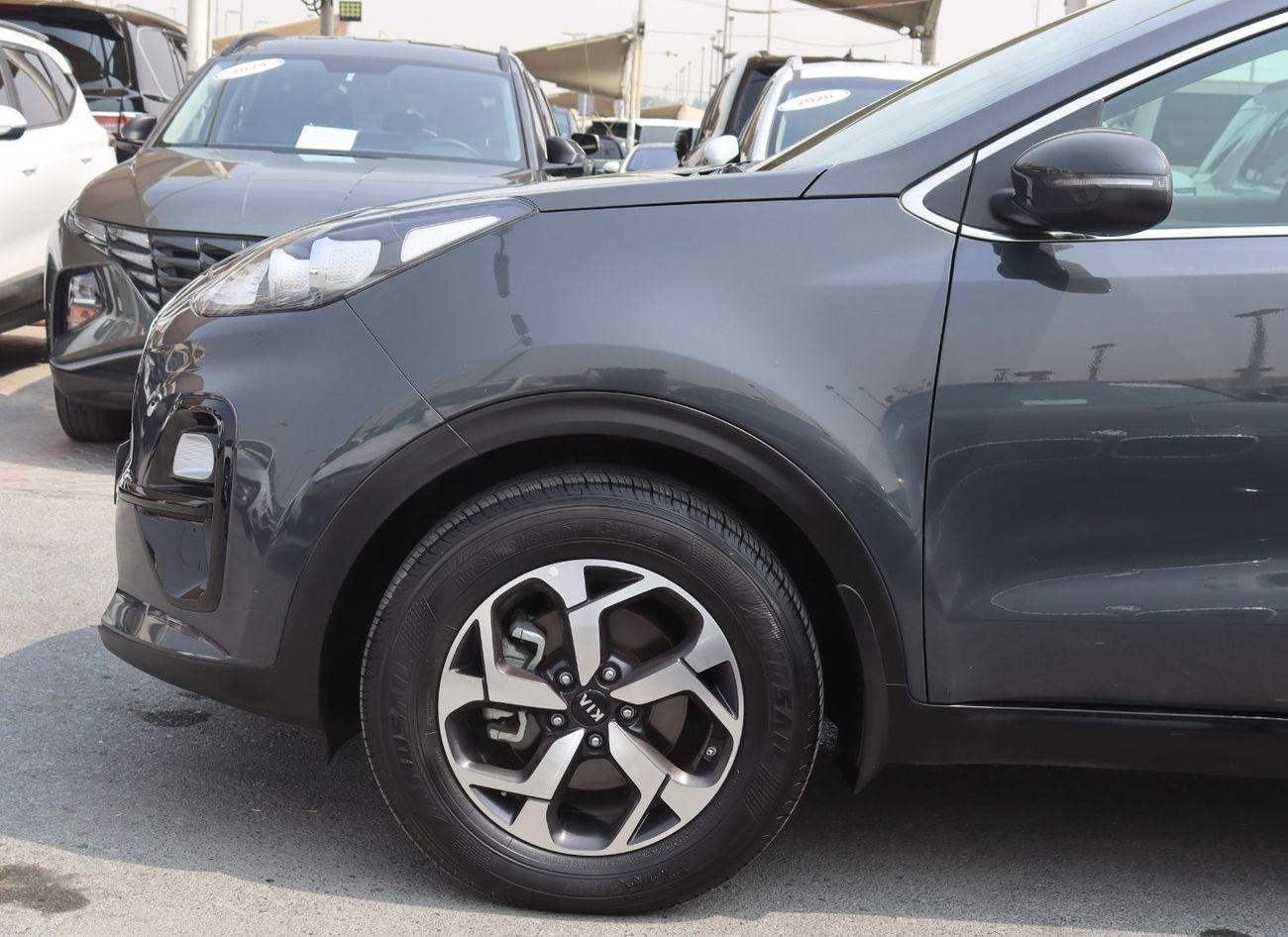 كيا سبورتيج كياسبورتاج 2020 - فل أوبشن - خليجى - بدون حوادث -1.6L-ممشى قليل  - بحاله ممتازه