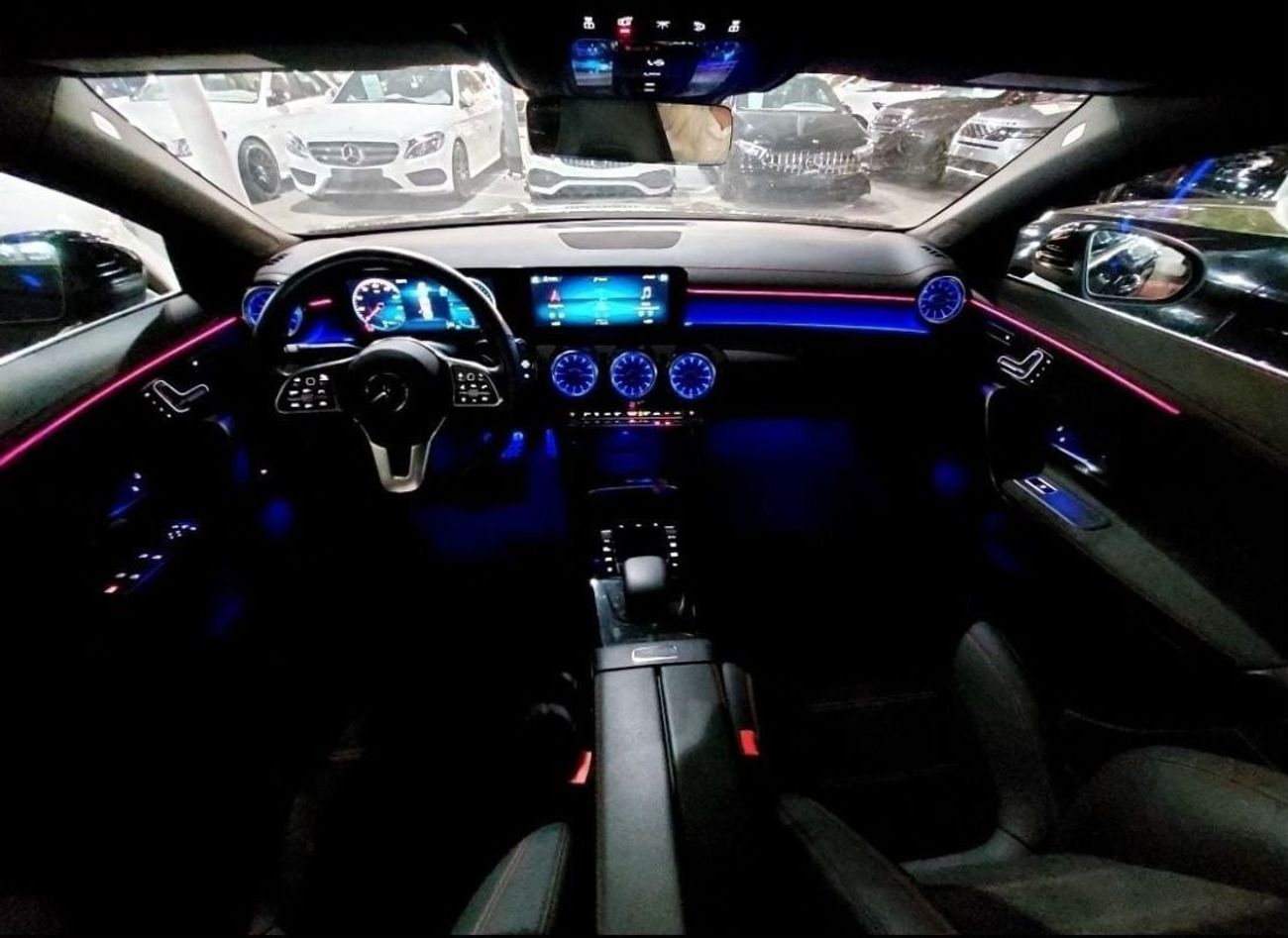 Mercedes-Benz CLA 250