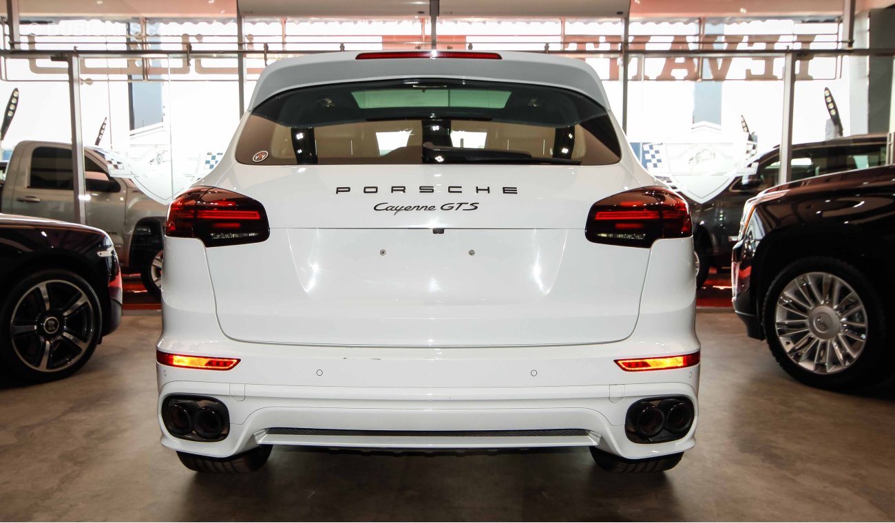 Porsche Cayenne GTS