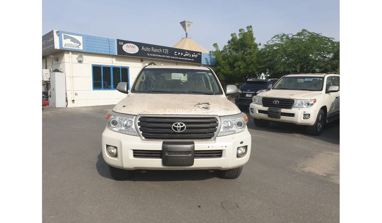 Toyota Land Cruiser BRAND NEW 4.0L GXR WITH DOUBLE SPARE TYRE, ELECTRIC WINCH AND REAR DVD AFTER MARKET