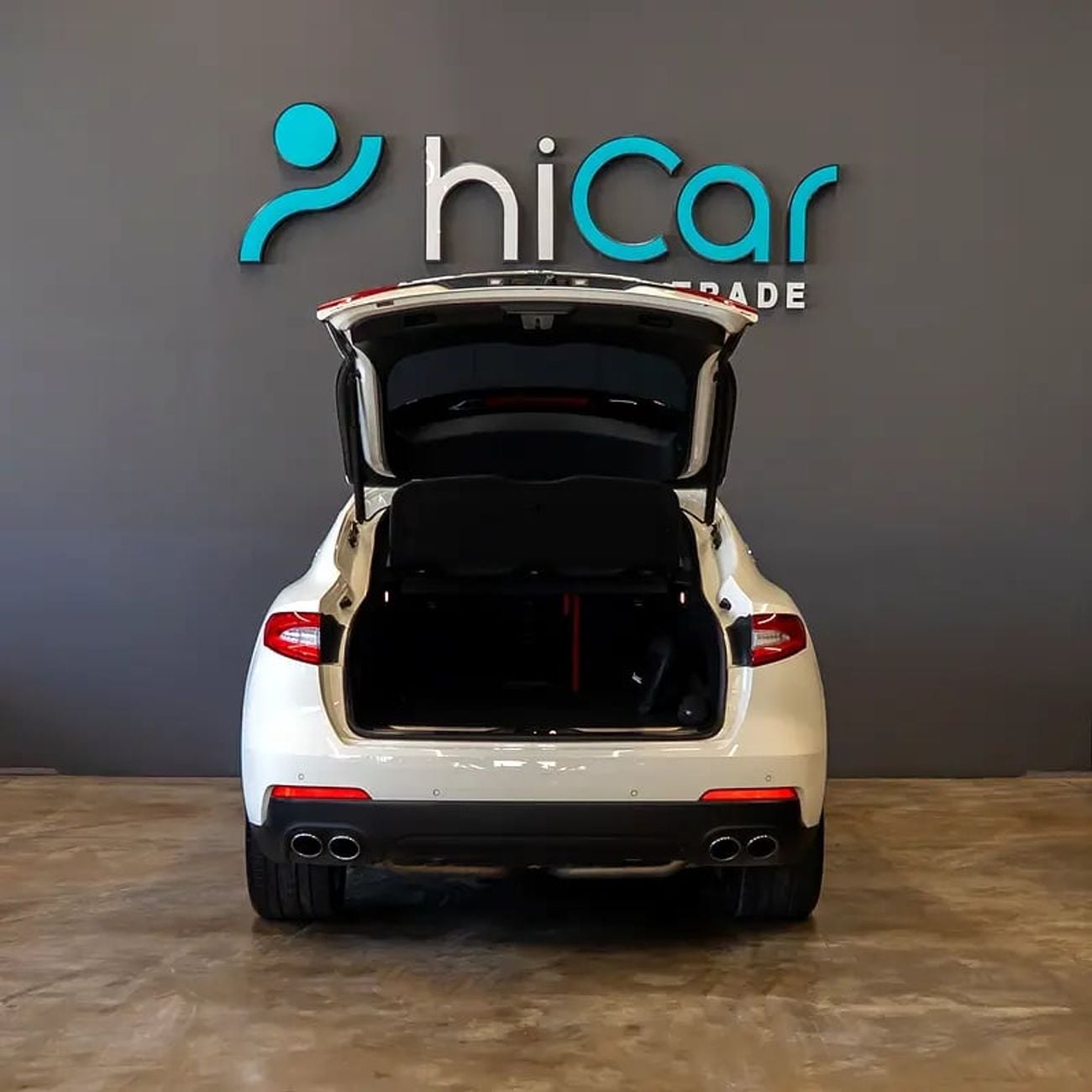 Maserati Levante 2,586 pm • 0% Downpayment • • 1 Year Warranty