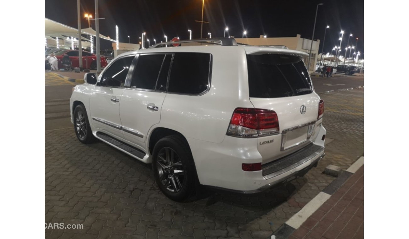 Lexus LX570