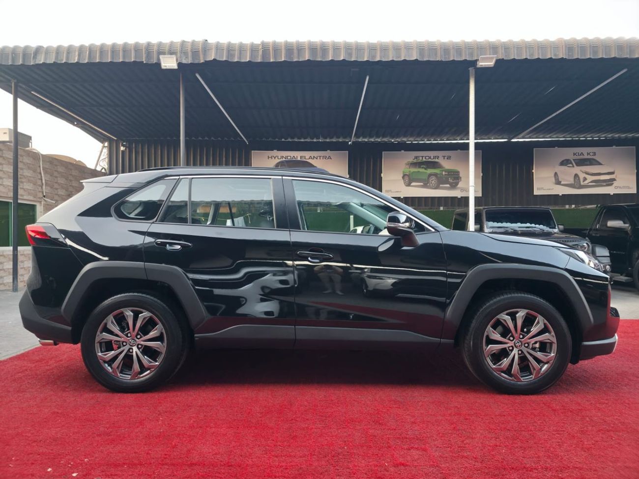 تويوتا راف ٤ 2.5L Adventure