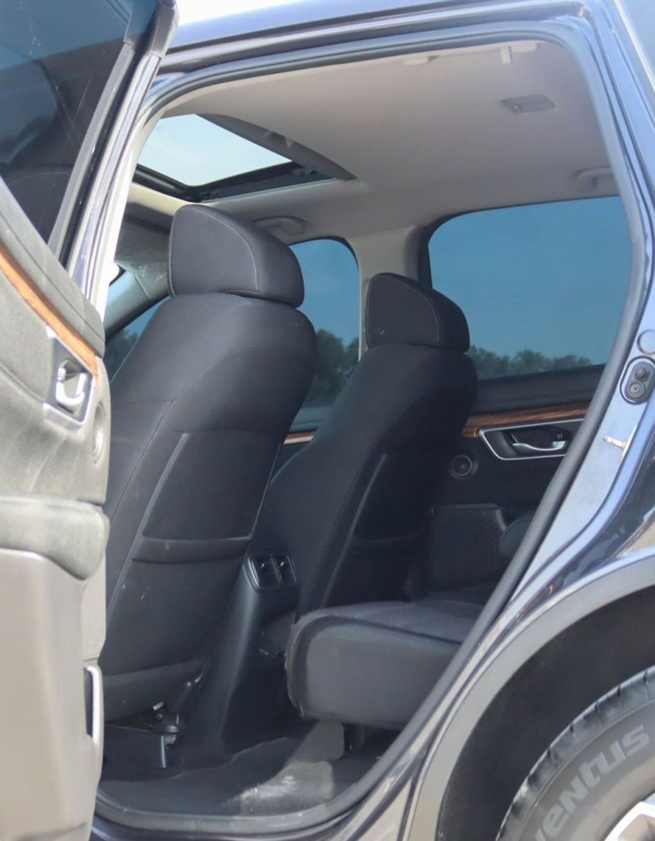 Honda CRV EX 2.4L (184 HP) AWD Honda CR-V 2020 GCC 2.4L, original paint accident-free, in excellent condition,