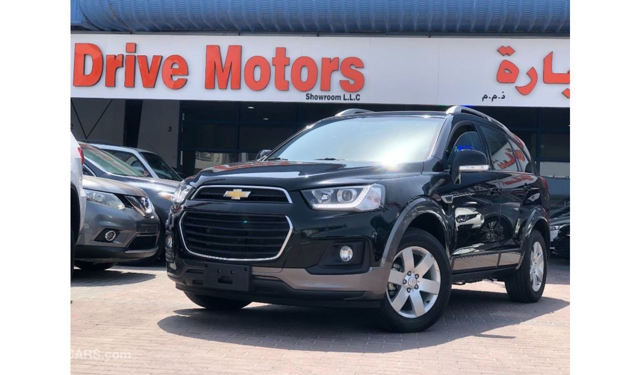 Louez Chevrolet Captiva 7 places à Dubaï en ligne