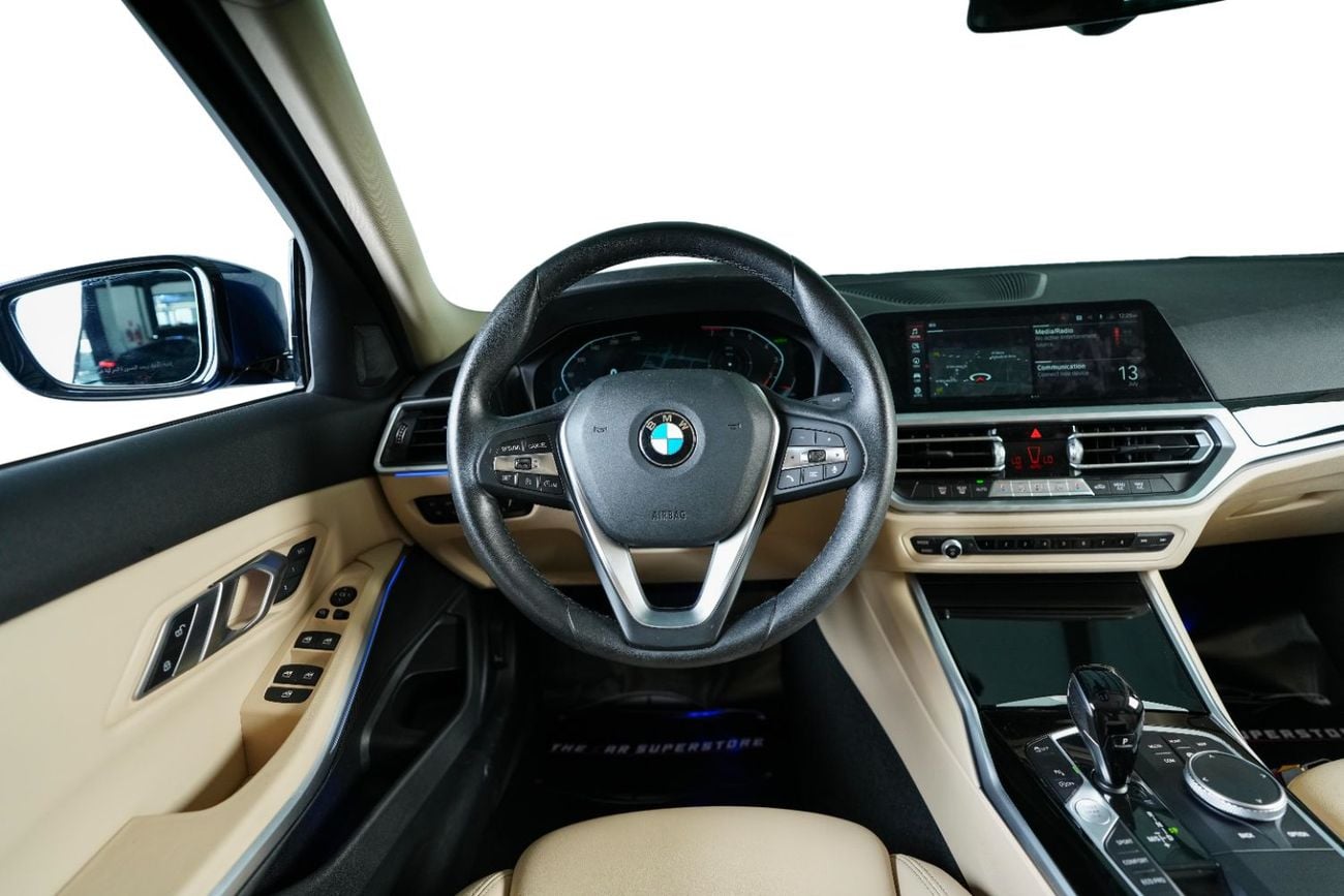 بي أم دبليو 320 Luxury Package-GCC- BMW Warranty & Service Package Until 2027