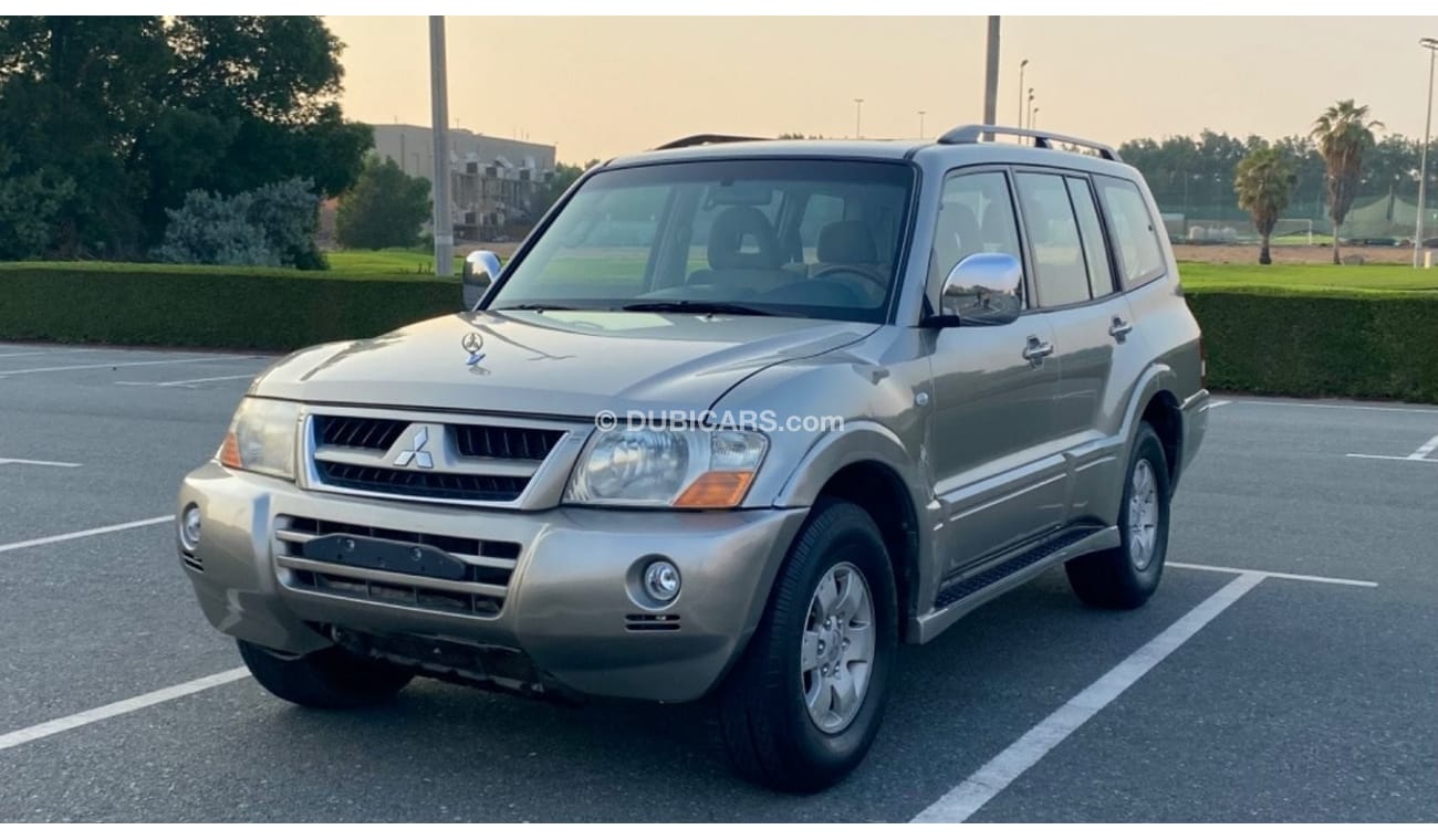 Mitsubishi Pajero Full option