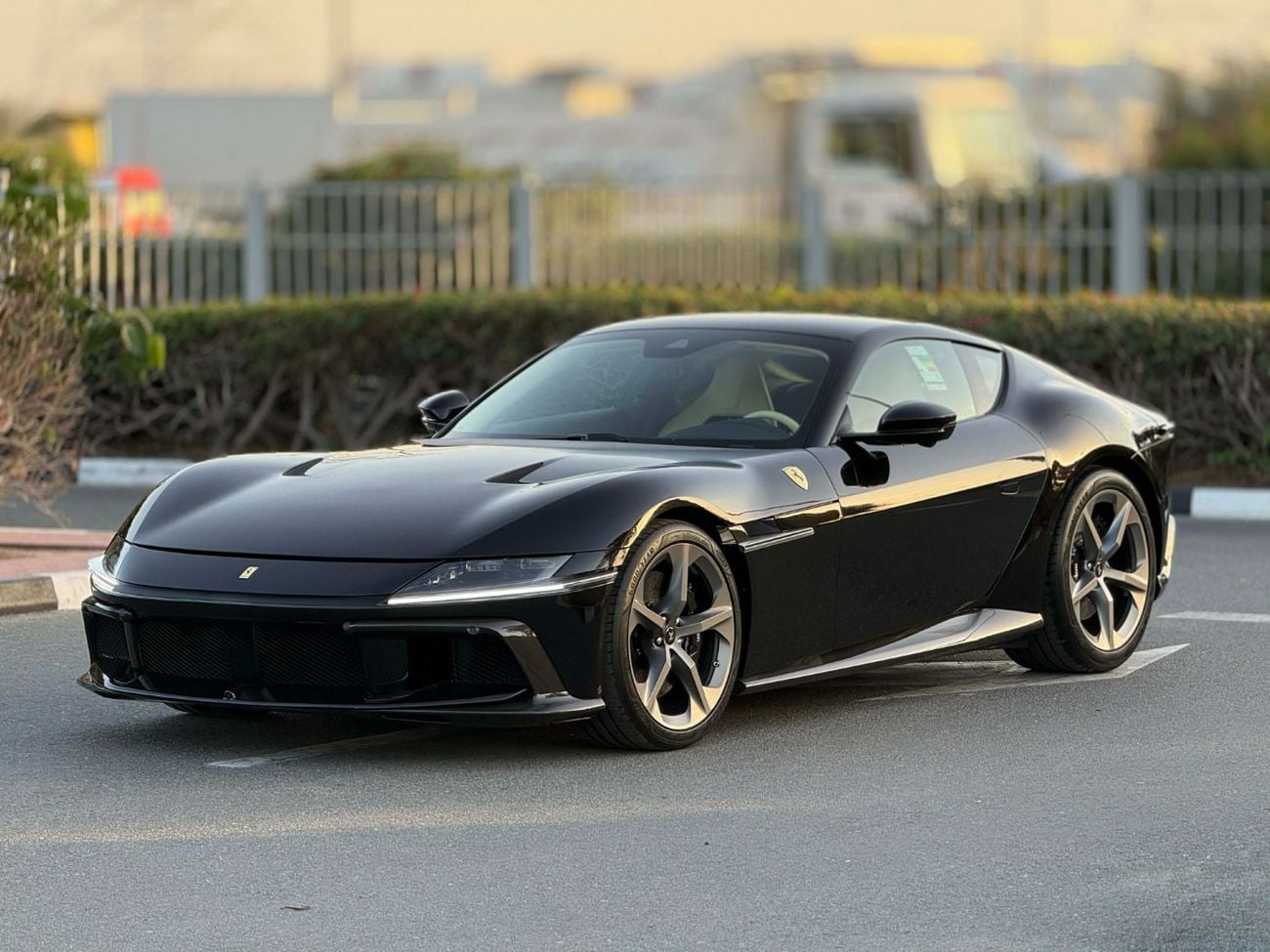 فيراري 12سيلندري GCC SPEC UNDER WARRANTY