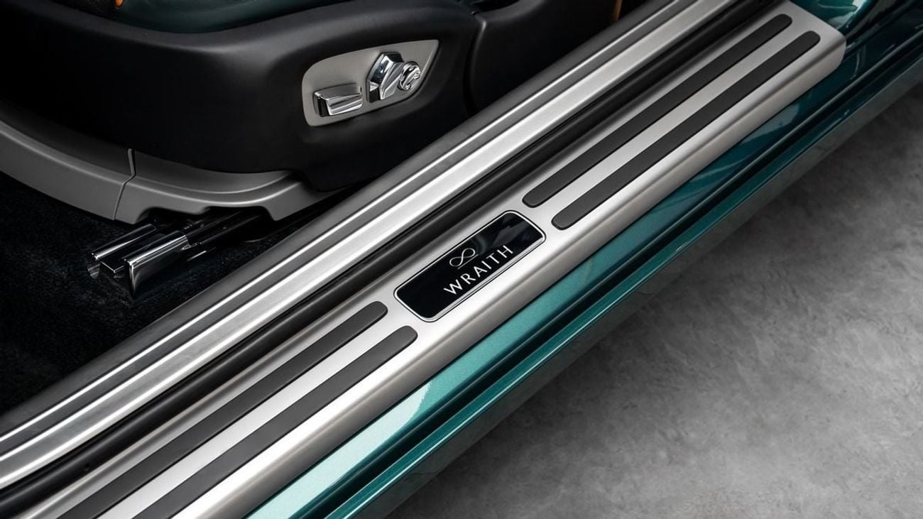 Rolls-Royce Wraith Black Badge - 2023 - GCC - Under Warranty and Service Contract