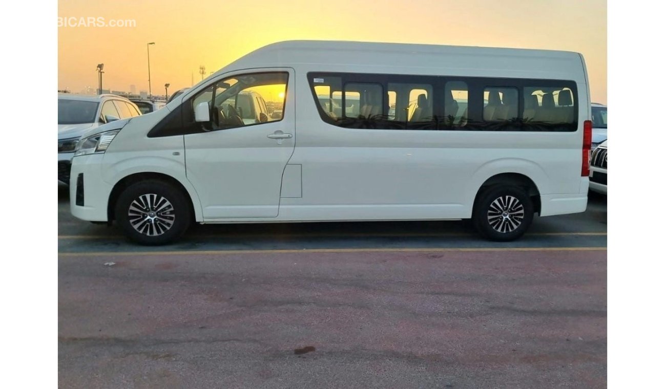 تويوتا هاياس TOYOTA HIACE HIGHROOF 2.8 L DIESEL MODEL 2023 WHITE MANUAL TRANSMISSION EXPORT ONLY